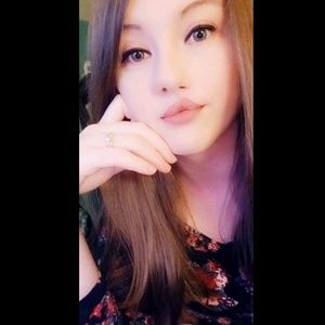 Meet your Posher, Dani